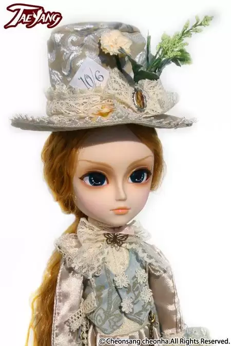 ����� T-217 July 2011 - Taeyang Romantic Mad Hatter