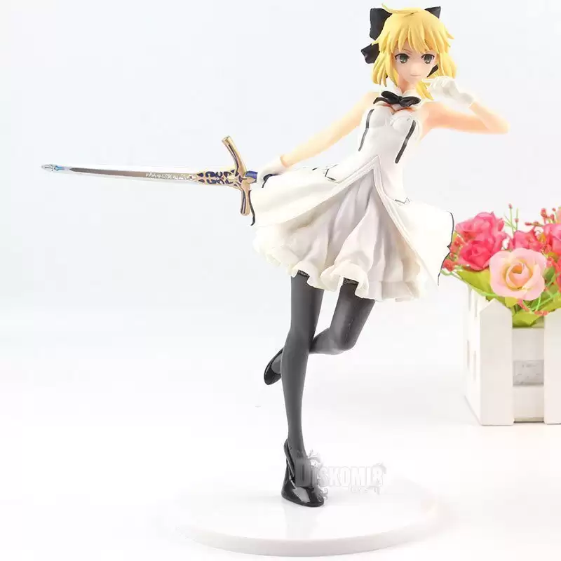 ������� ������ Saber Lily