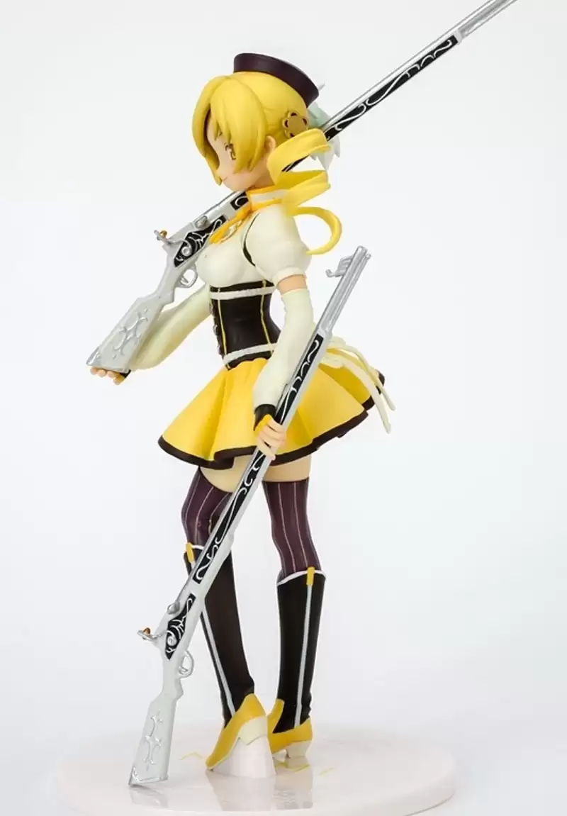 ������� Banpresto Puella Magi Madoka Mami Tomoe Ichiban Kuji Premium
