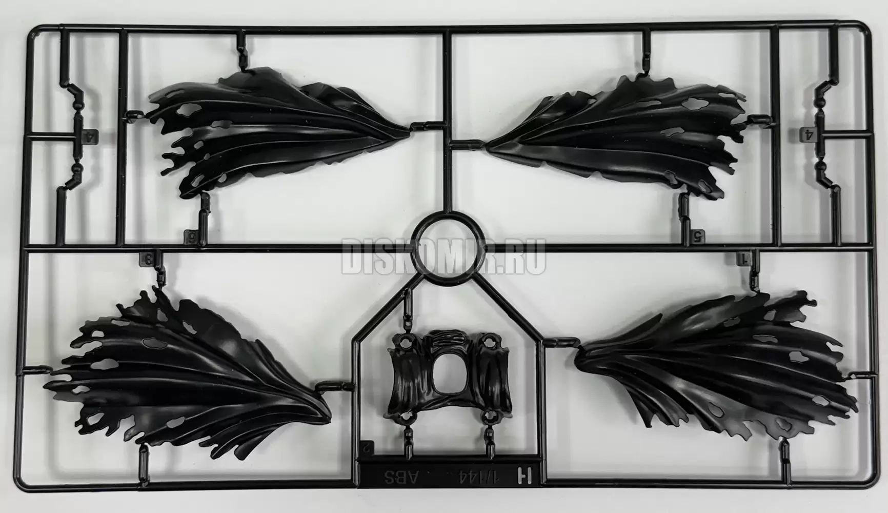 ������� ������� HG 1/144 Xingdong ������ ������ ������ ������ Lord Astray Omega 61858