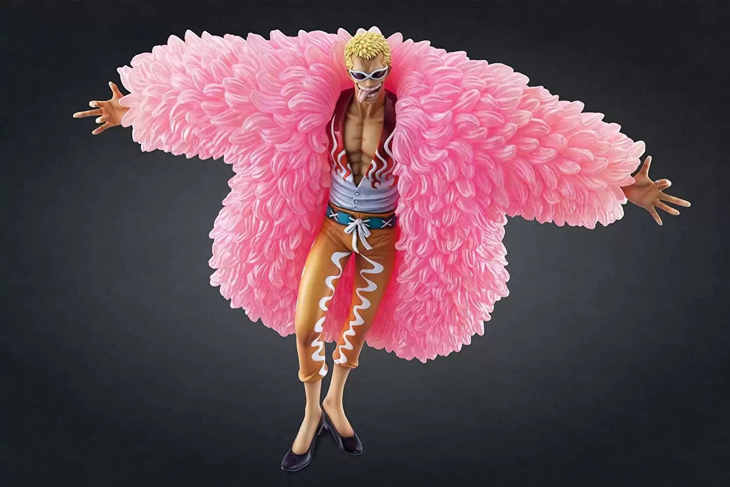 ������� Megahouse Portrait of Pirates Neo-DX Donquixote Doflamingo