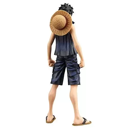 ������� Banpresto One Piece DXF Monkey D. Luffy Film Gold The Grandline Men Vol.1