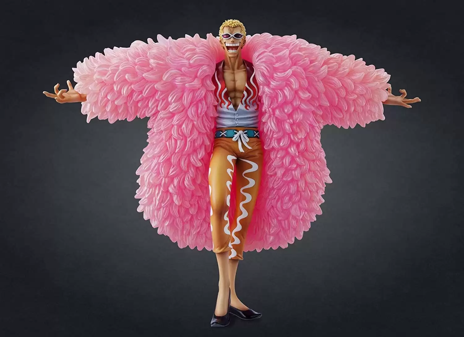������� Megahouse Portrait of Pirates Neo-DX Donquixote Doflamingo