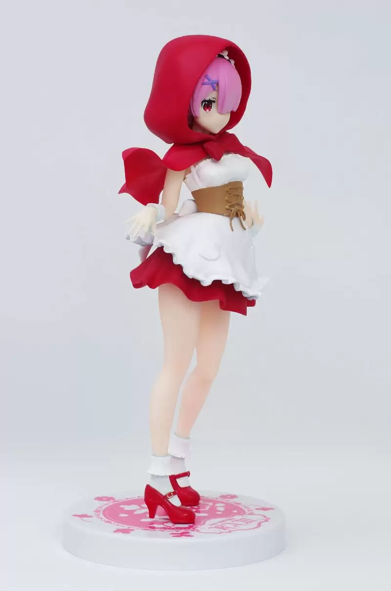 ������� FuRyu ReZero Ram Red Hood Super Special Series