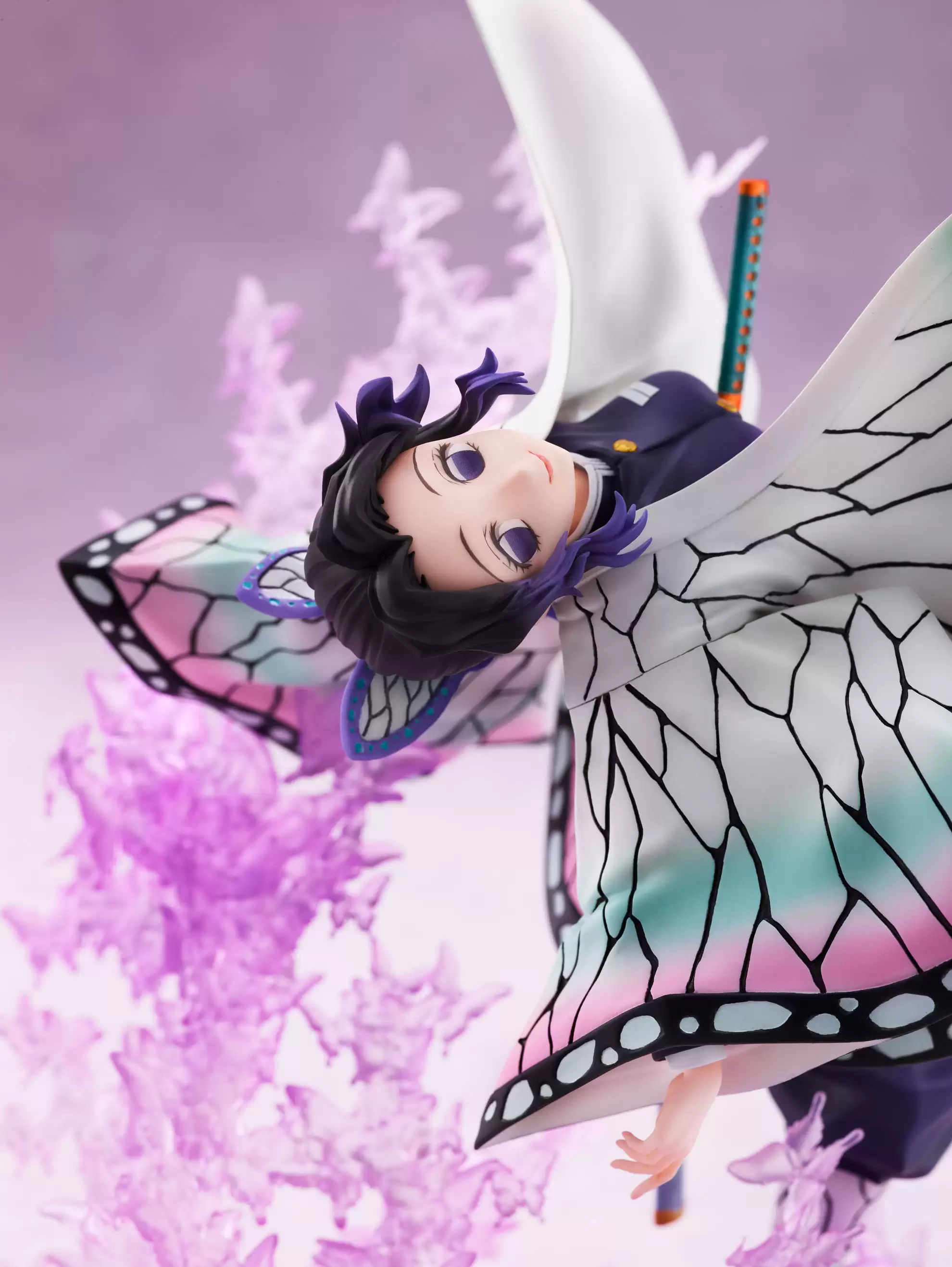 ������� Demon Slayer: Kimetsu no Yaiba - Shinobu Kocho