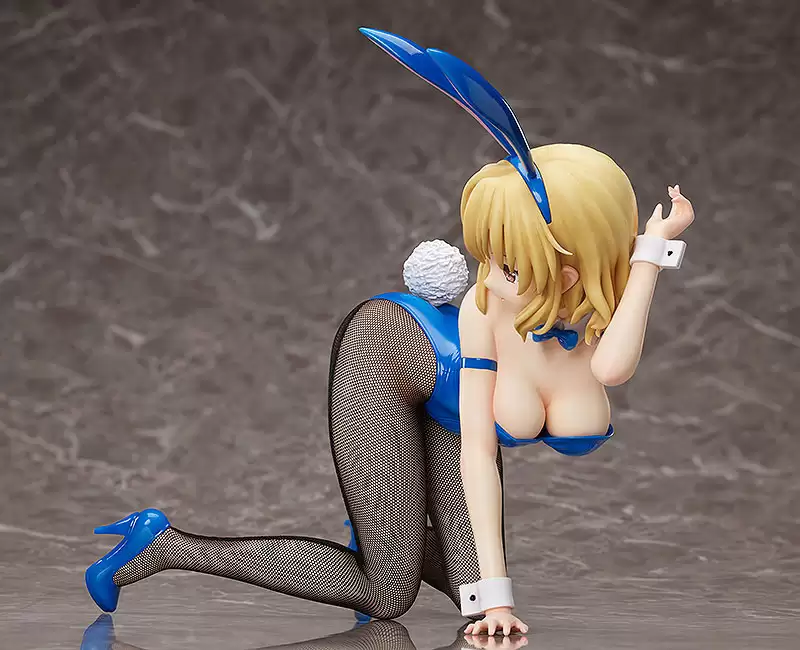 ������� To Love-Ru Darkness: Momioka Risa Bunny Ver.