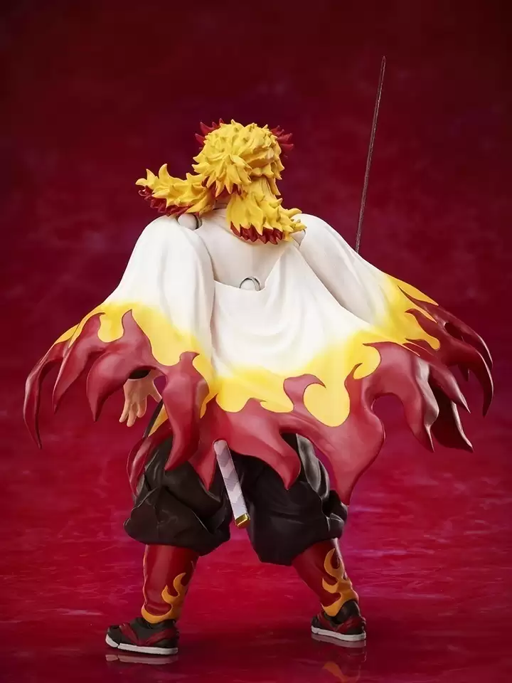 ������� Demon Slayer Kimetsu no Yaiba: Kyojuro Rengoku