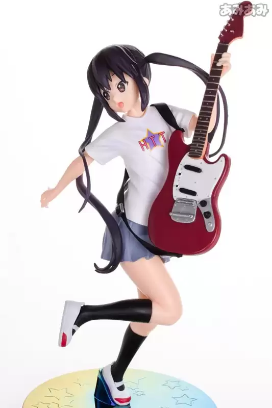 ������� Banpresto K-On! Premium "Guitar Elite" Azusa Nakano