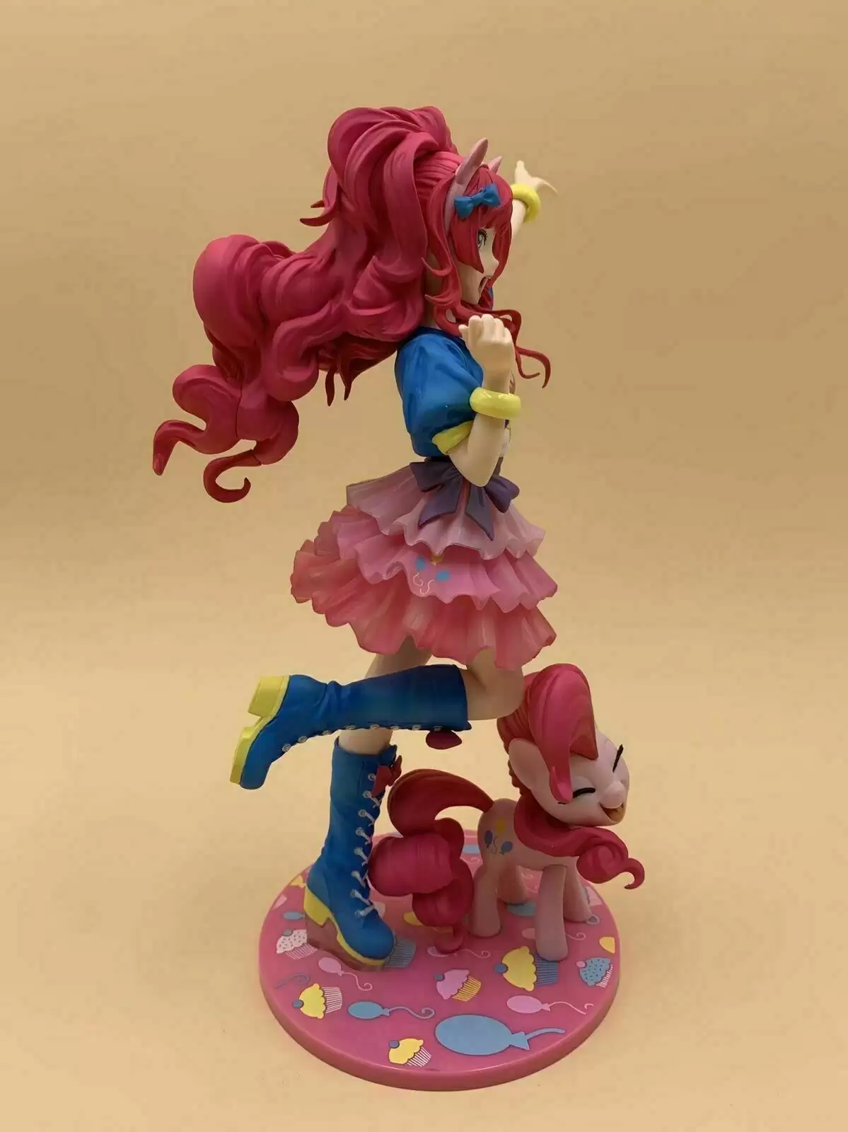 ������� ��� ��������� ����: Bishoujo Pinkie pie 1/7