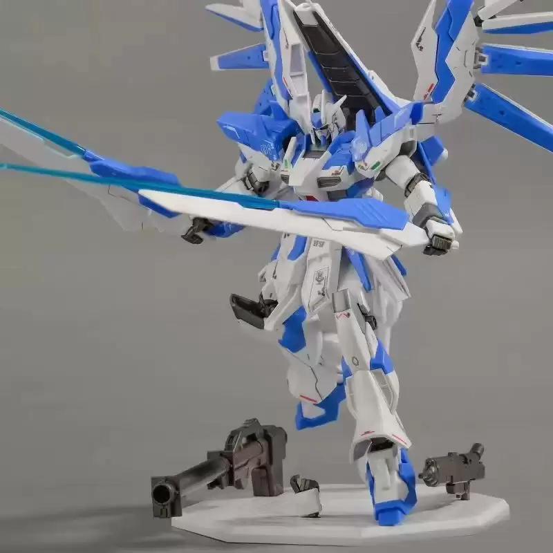 ������� ������� ������ HG 1/144 RX-93-v2 Hi NU Fighter