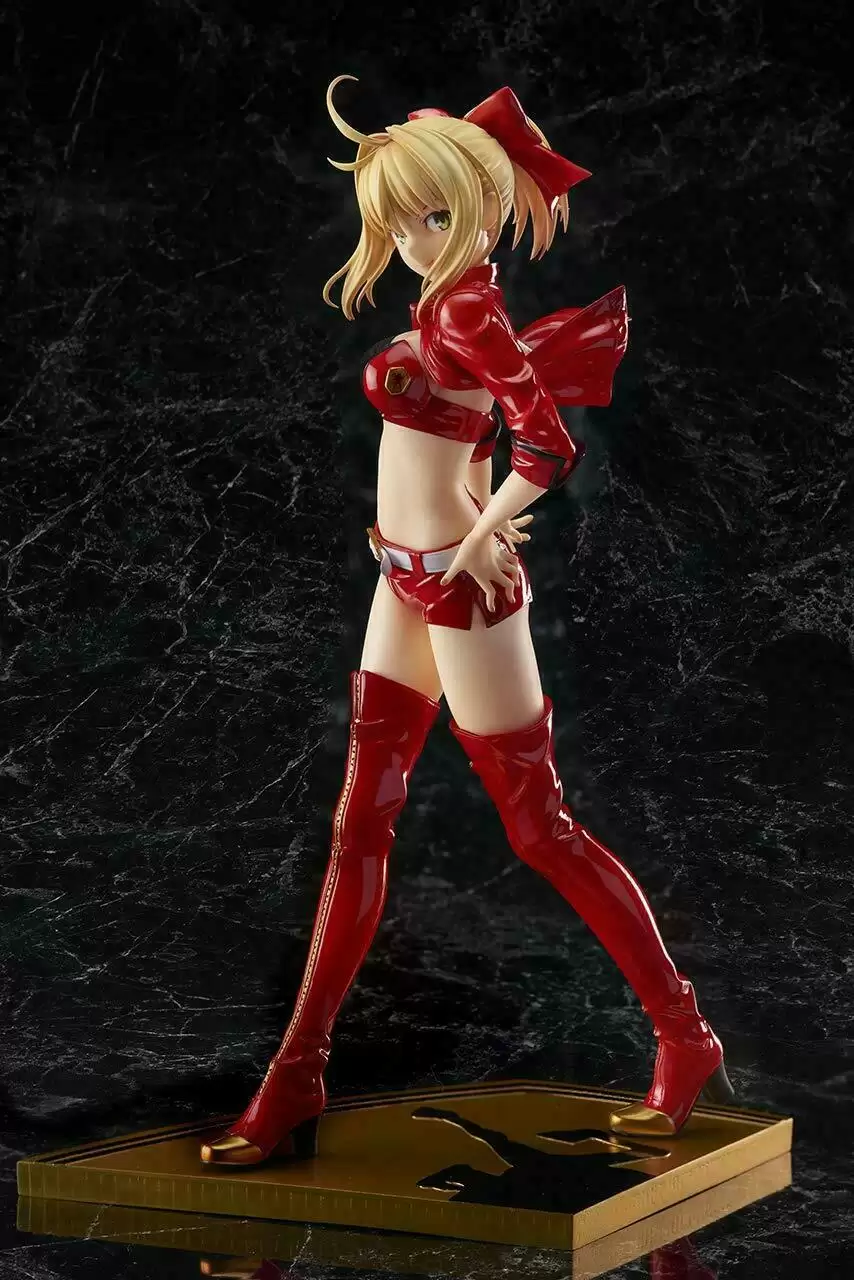 ������� Plusone, Stronger Fate/EXTRA - Saber EXTRA - 1/7 - Type-Moon Racing ver. Figure