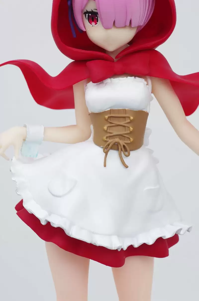 ������� FuRyu ReZero Ram Red Hood Super Special Series