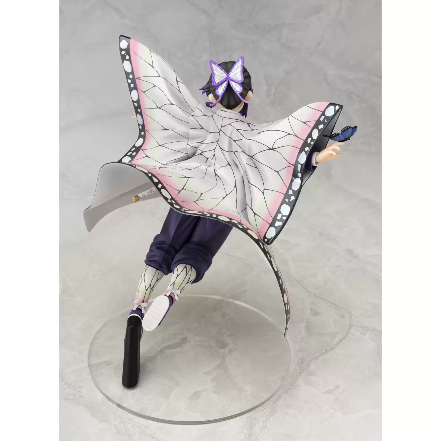 ������� Demon Slayer: Kimetsu no Yaiba - Kocho Shinobu
