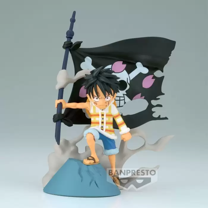 ������� One Piece World Collectable Log Stories Monkey.D.Luffy