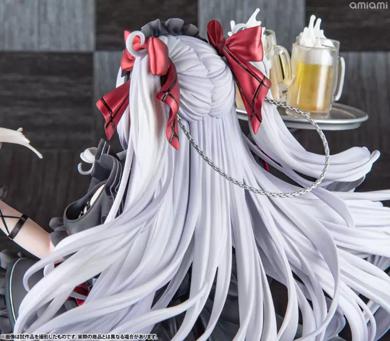������� Azur Lane Elbe: Time to Show Off? PVC (1:7 Scale)