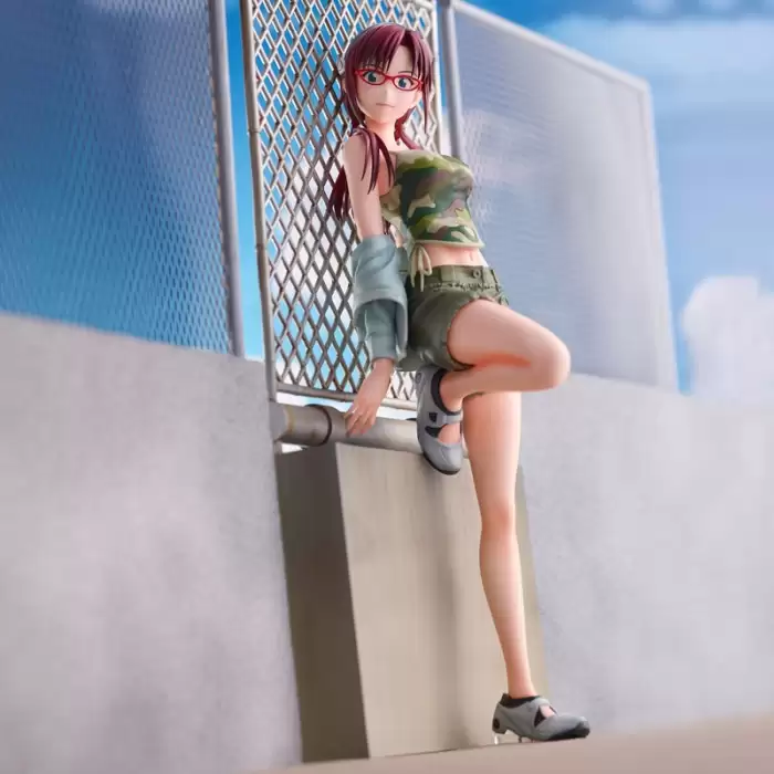 ������� "Rebuild of Evangelion" Mari Makinami Illustrious Complete Figure