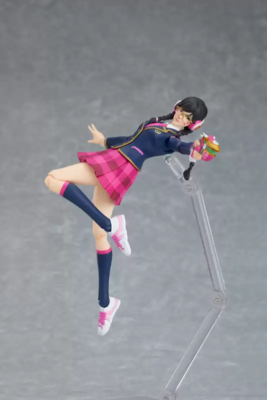 ������� figma 492 Overwatch - D.VA Academy Skin Ver.