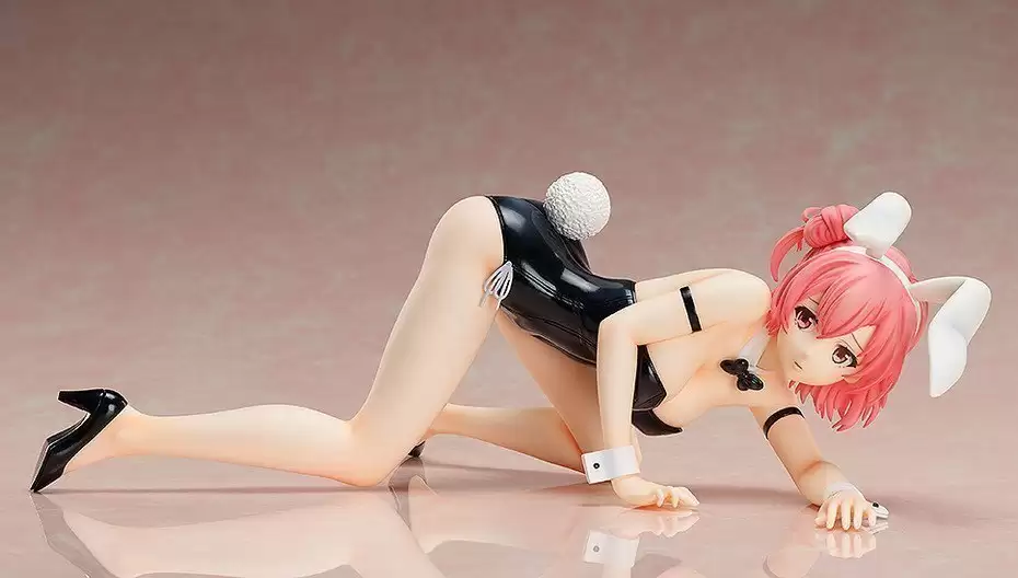 ������� Yui Yuigahama: Bare Leg Bunny Ver.