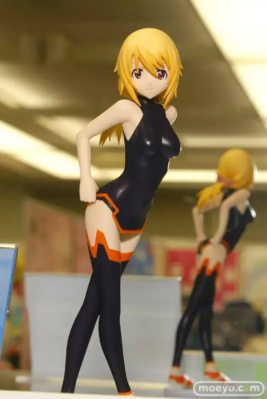 ������� Charlotte Dunois *** 546542