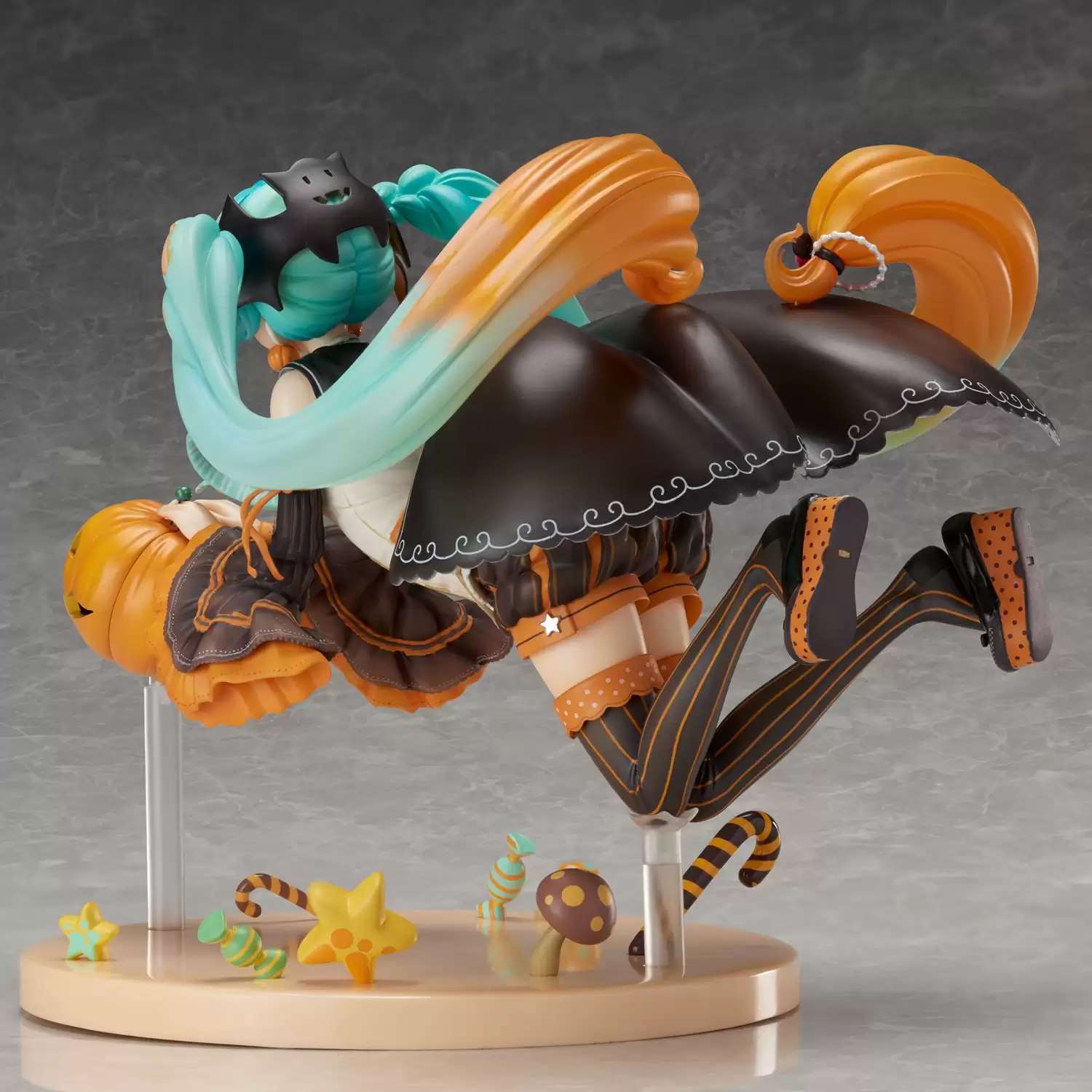 ������� Hatsune Miku TRICK or MIKU illustration by Hidari