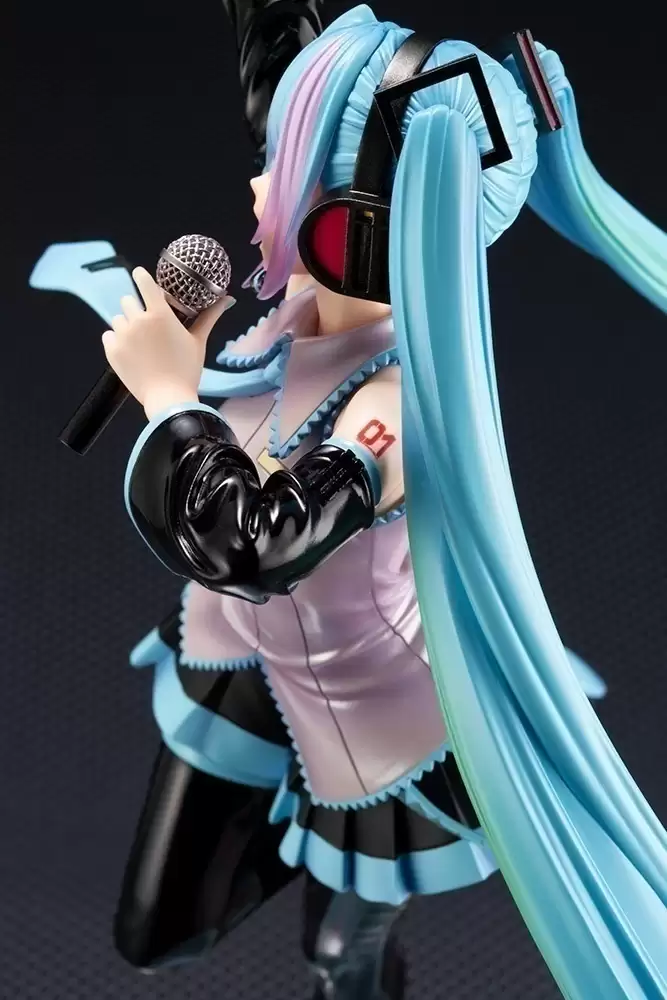 ������� Vocaloid: Hatsune Miku feat. My Little Pony