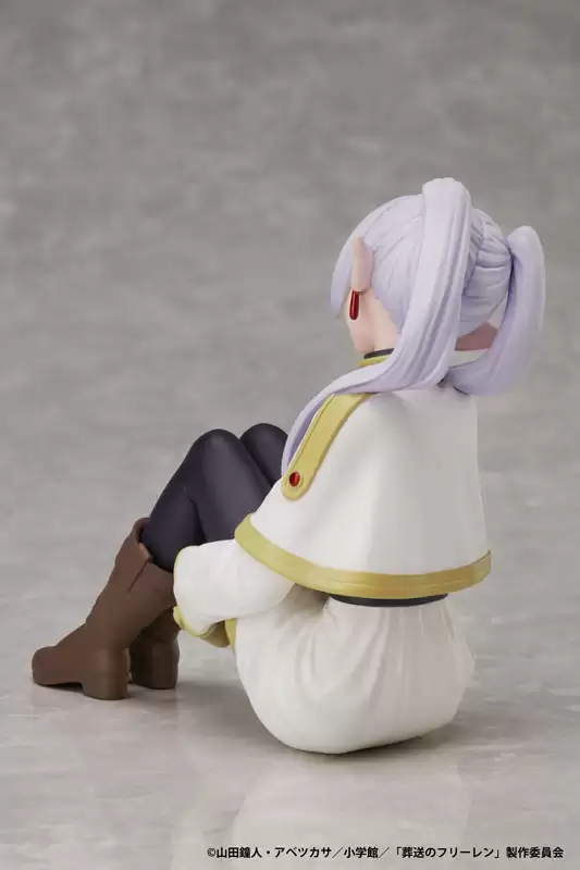 ������� Frieren: Beyond Journey's End Frieren 1/7 Complete