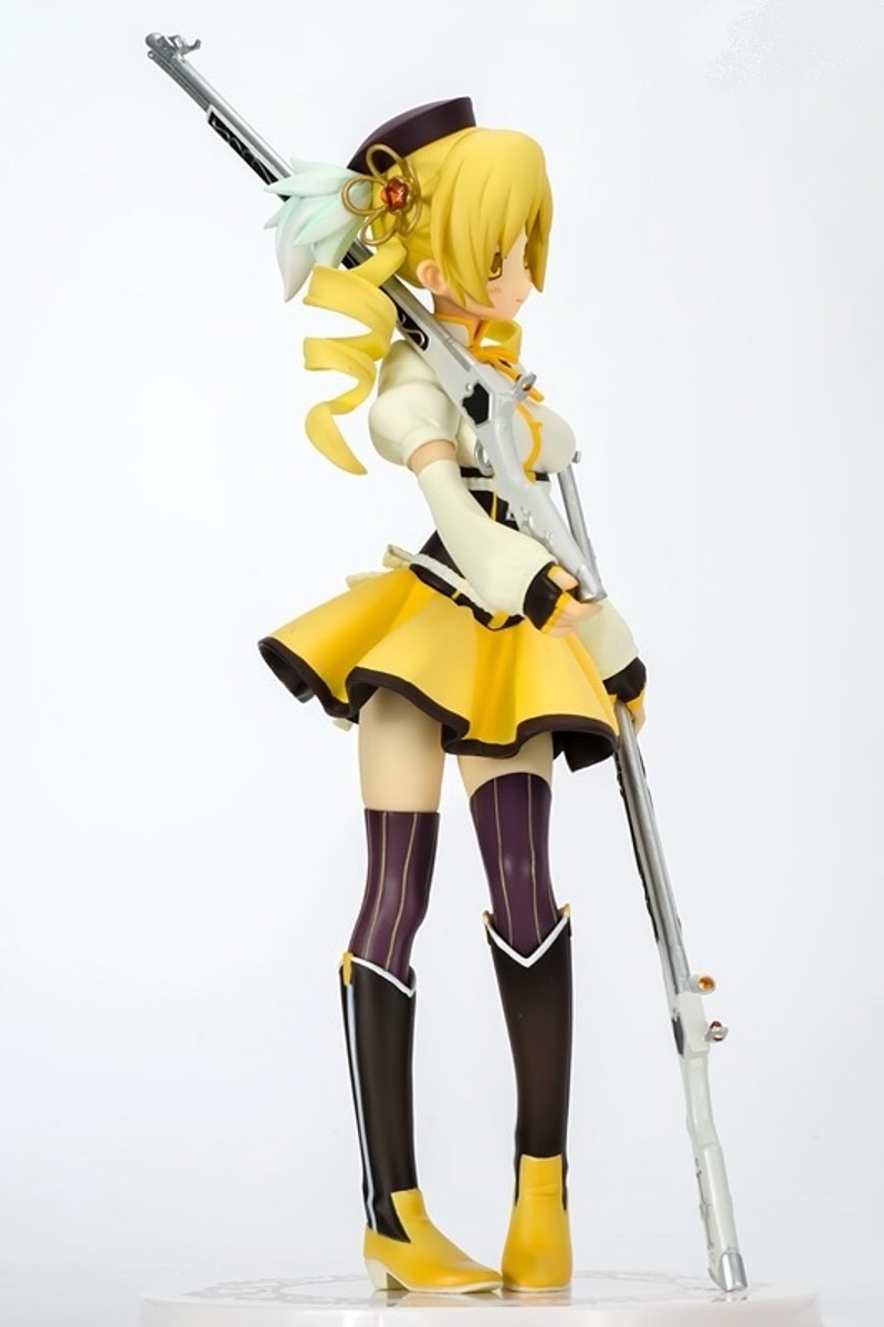 ������� Banpresto Puella Magi Madoka Mami Tomoe Ichiban Kuji Premium