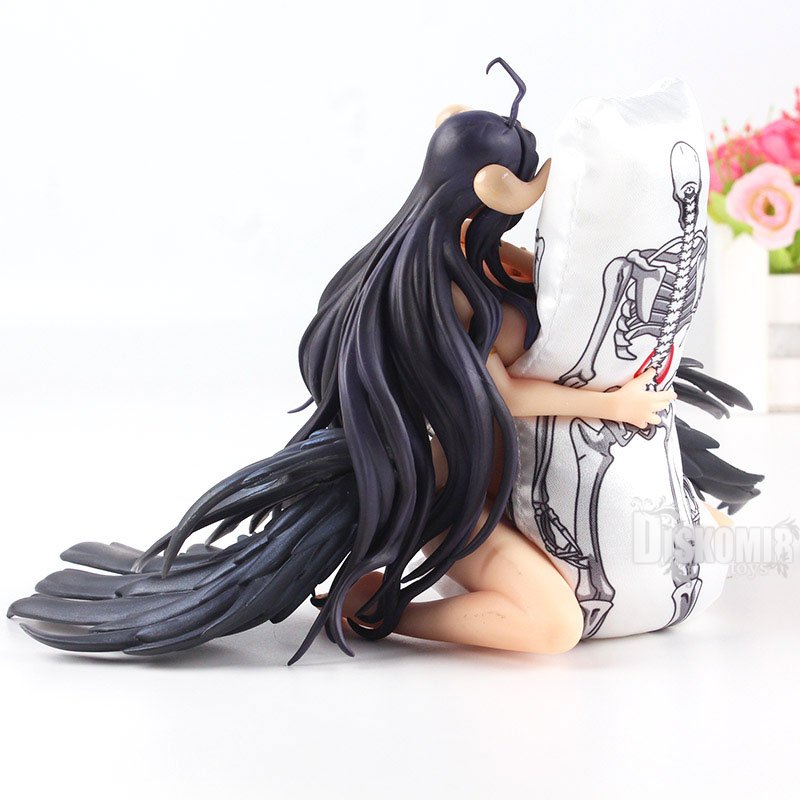 ������� �������� Albedo with dakimakura