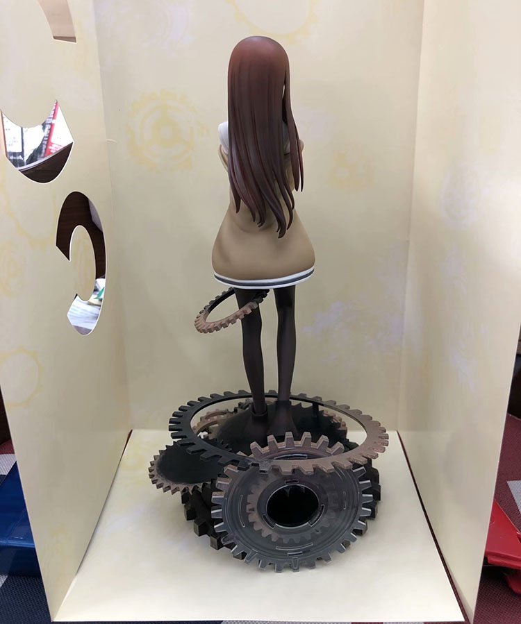 ������� ����� ������ Kurisu Makise
