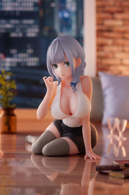 ������� Hololive Shirogane Noel Relax Time Figure (Office Style Ver.)