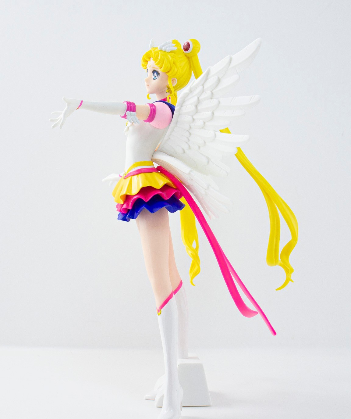 ������� Bandai Pretty Soldier Sailor Moon Eternal Sailor Moon Glitter & Glamours Ver.A