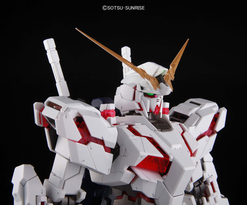 ������ ������� RX-0 Unicorn Gundam (PG)