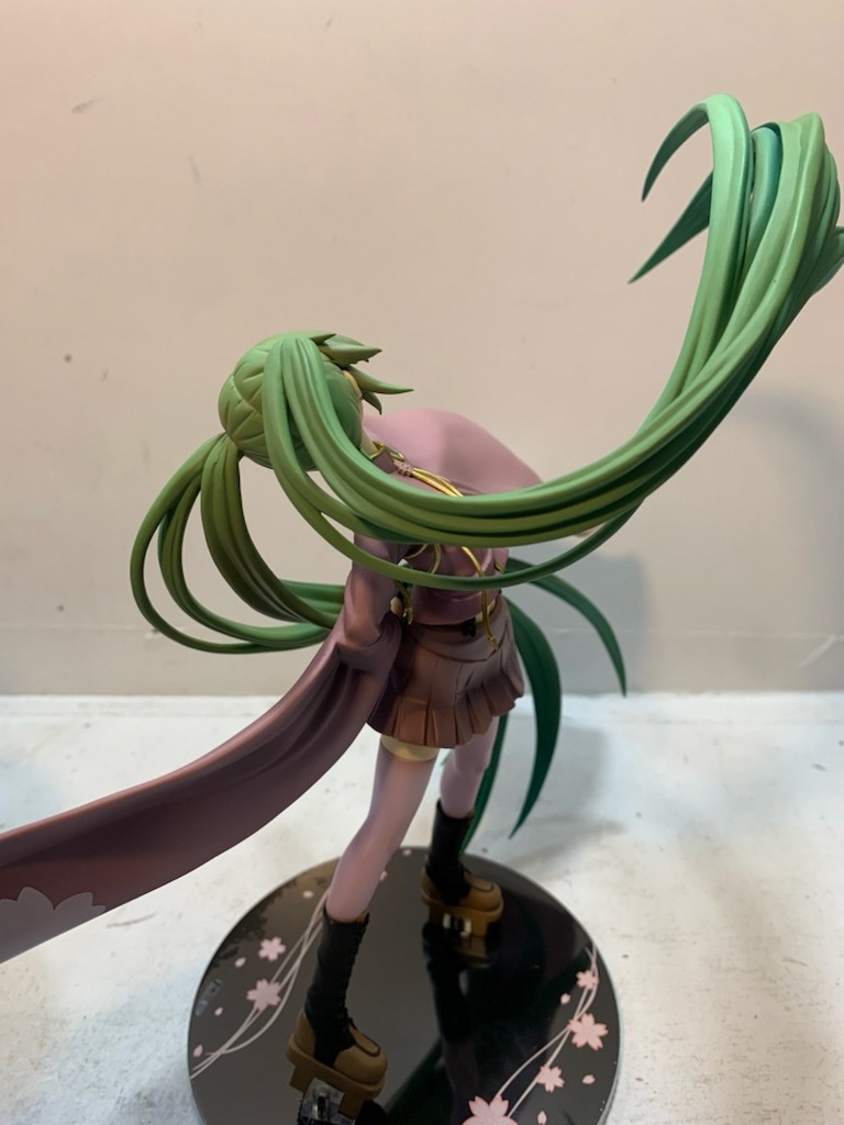������� FREEing Vocaloid 1/8 Hatsune Miku Senbonzakura Feat