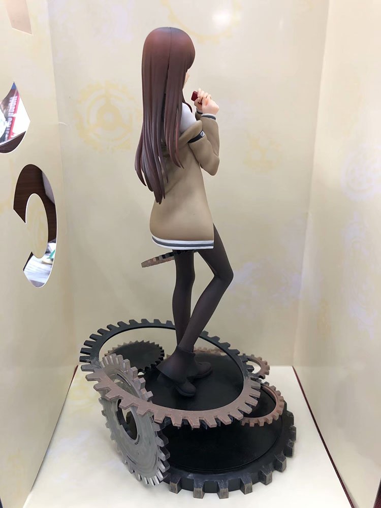 ������� ����� ������ Kurisu Makise