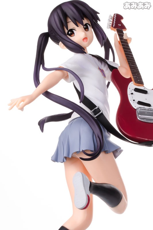������� Banpresto K-On! Premium "Guitar Elite" Azusa Nakano