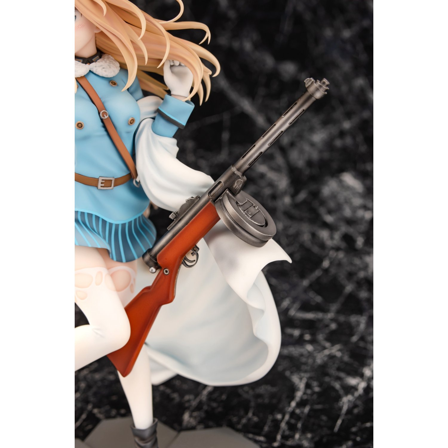 ������� Girls' Frontline Suomi KP-31