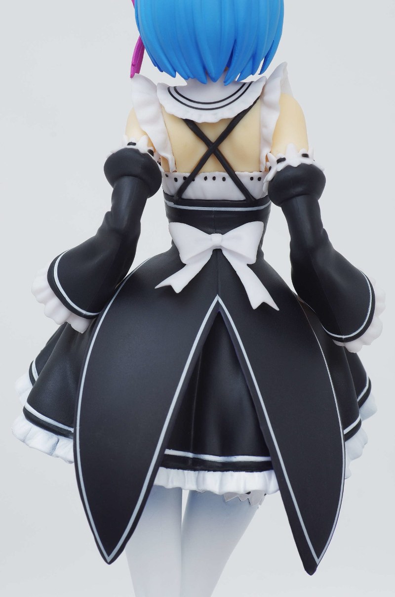 ������� Sega ReZero Rem Curtsey PM Figure
