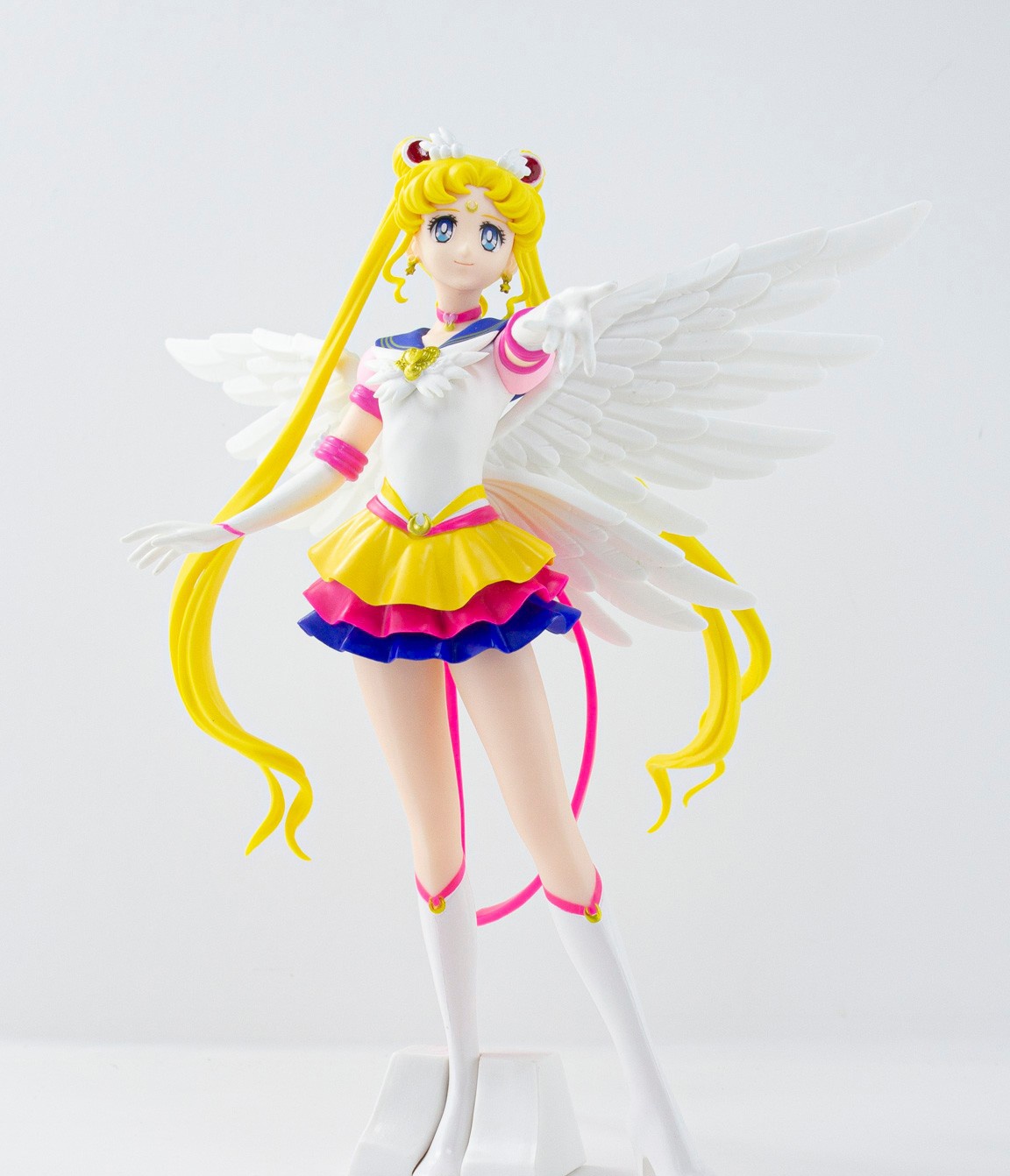 ������� Bandai Pretty Soldier Sailor Moon Eternal Sailor Moon Glitter & Glamours Ver.A