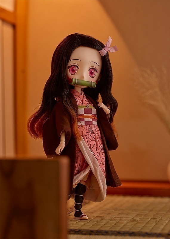 ������� Demon Slayer Kimetsu no Yaiba: Kamado Nezuko