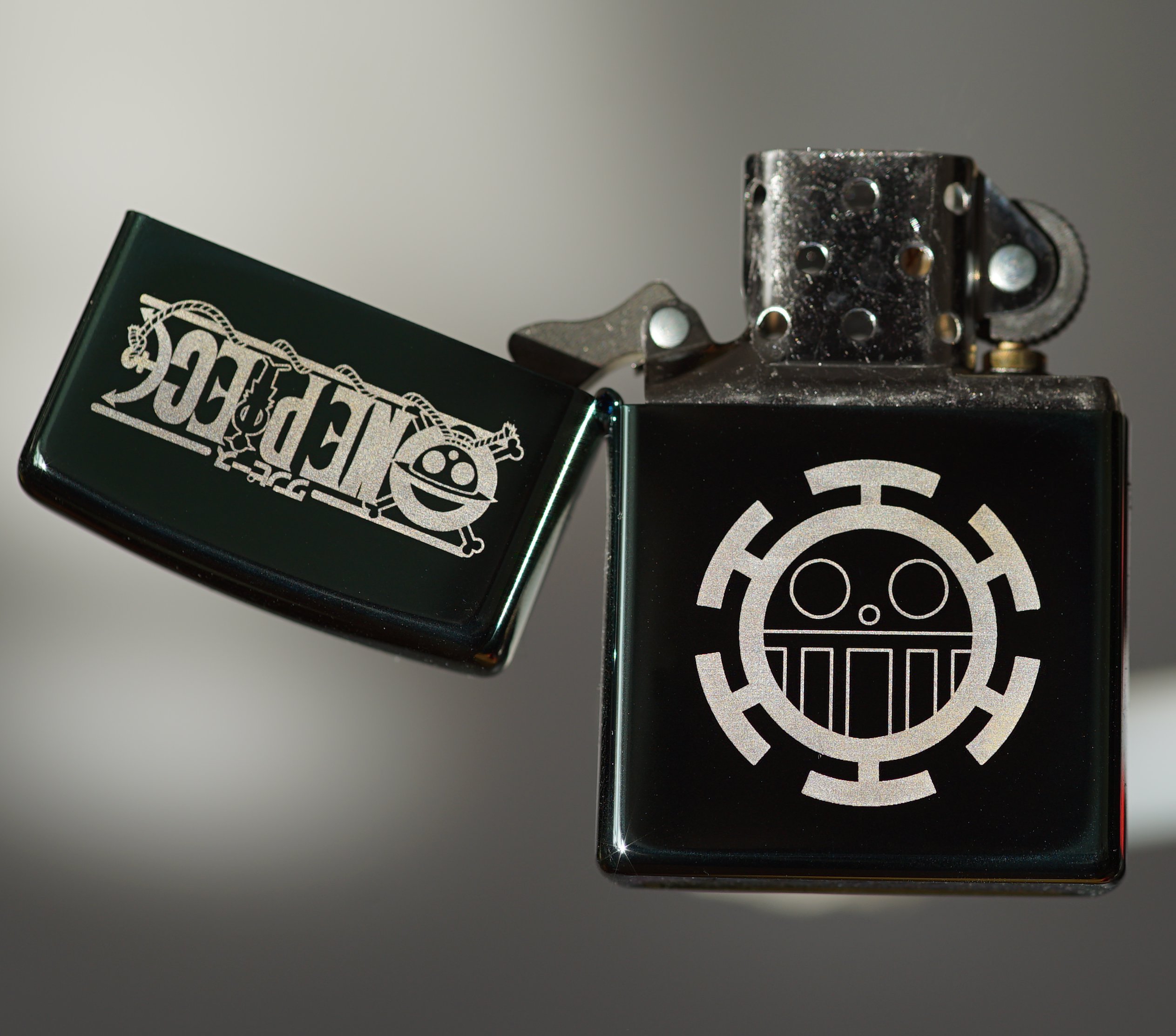 ��������� ������������ Zippo One Piece