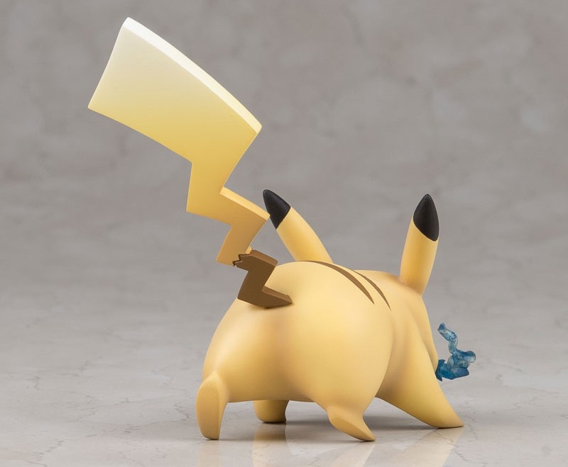 ������� Pokemon Series - Red with Pikachu 1/8