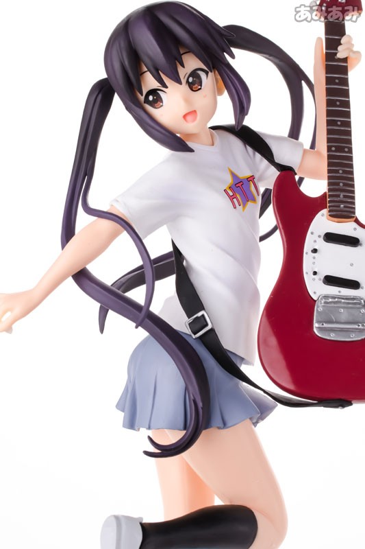 ������� Banpresto K-On! Premium "Guitar Elite" Azusa Nakano