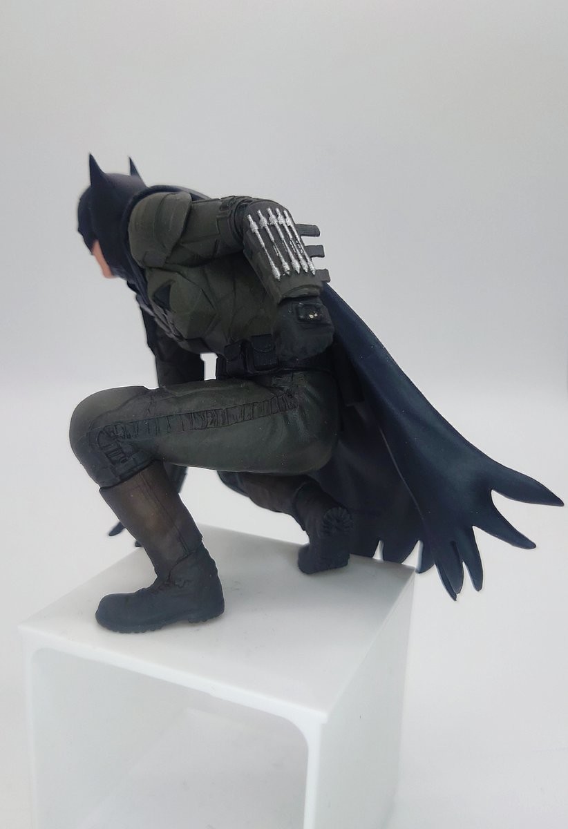 ������� The Batman - Batman - Noodle Stopper Figure