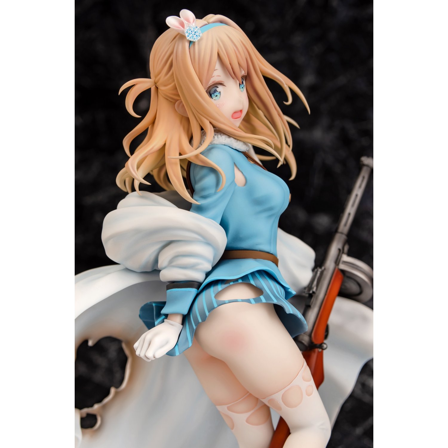 ������� Girls' Frontline Suomi KP-31