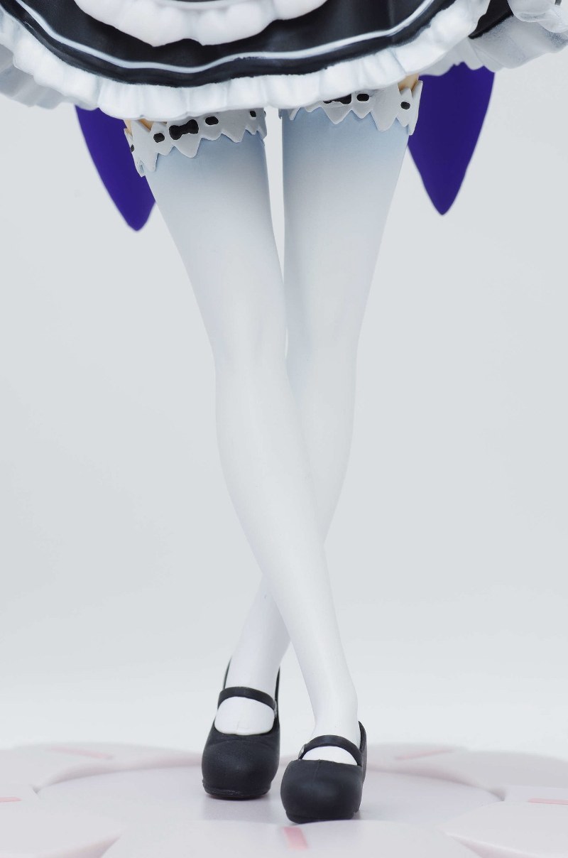 ������� Sega ReZero Rem Curtsey PM Figure