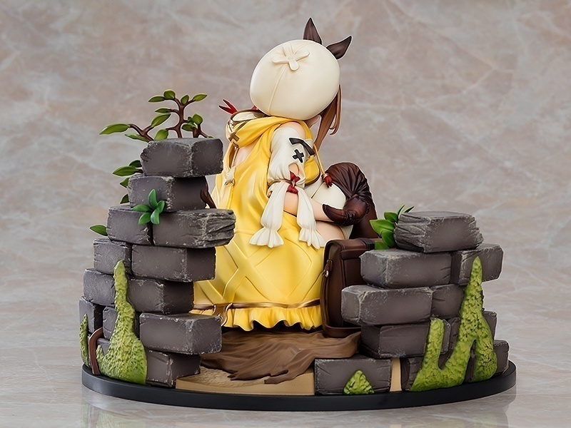 ������� Atelier Ryza Ever Darkness & the Secret Hideout: Reisalin Stout