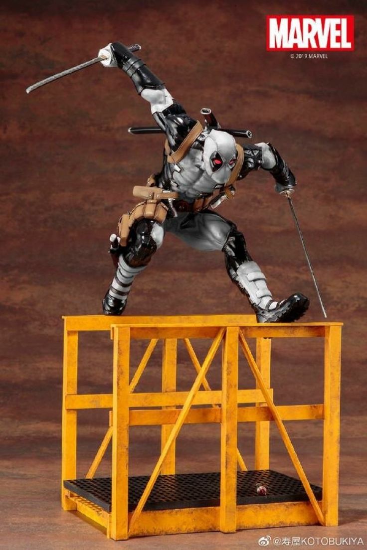 ������� Super Deadpool X-Force Limited Edition ARTFX Statue