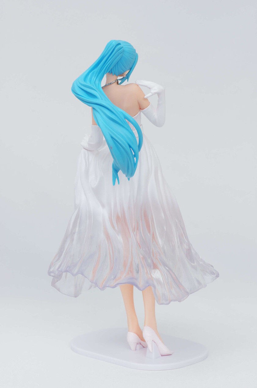 ������� Banpresto One Piece Lady Edge Wedding Nefertari Vivi