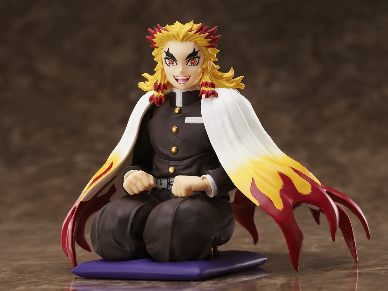 ������� Demon Slayer Kimetsu no Yaiba: Kyojuro Rengoku
