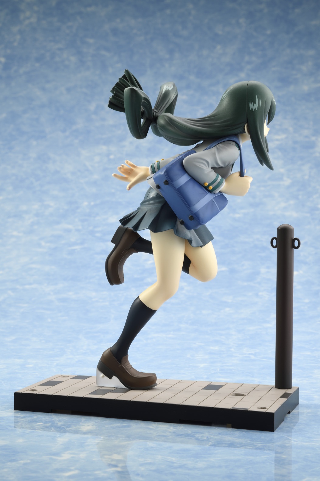 ������� My Hero Academia: Asui Tsuyu School Uniform Ver.